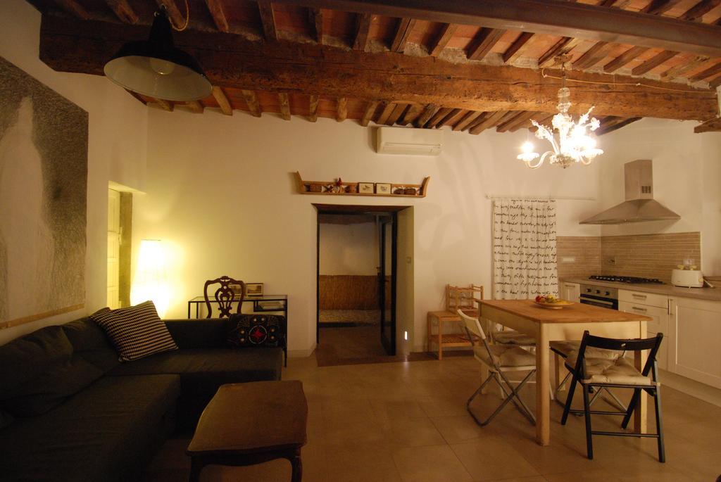 S. Agostino Fronte Mura Lucca Exterior photo
